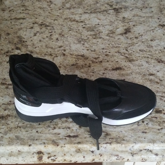 michael kors vega lace up sneaker